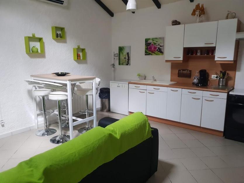 Maisonnette A La Campagne San-Gavino-di-Carbini Экстерьер фото